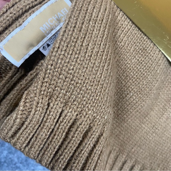 Sold!!!! - Picture 5 of 6